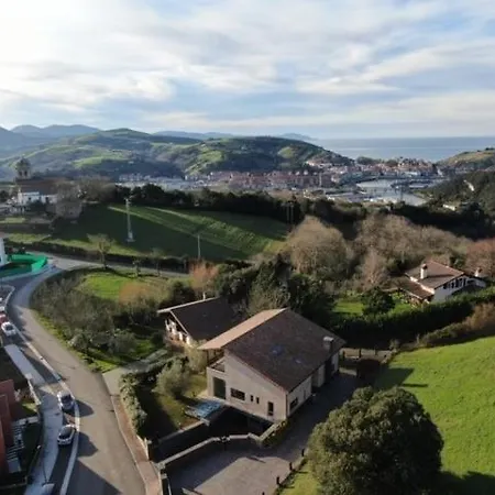 Villa Montana *